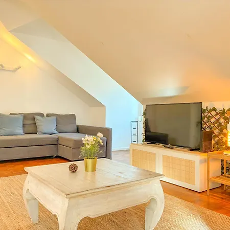 My Fair - 3 Bedroom Loft Near Real *