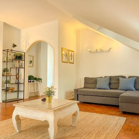My Fair - 3 Bedroom Loft Near Principe Real Apartment Lissabon