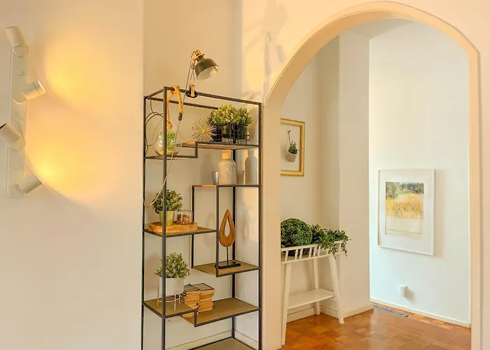 My Fair - 3 Bedroom Loft Near Principe Real 公寓